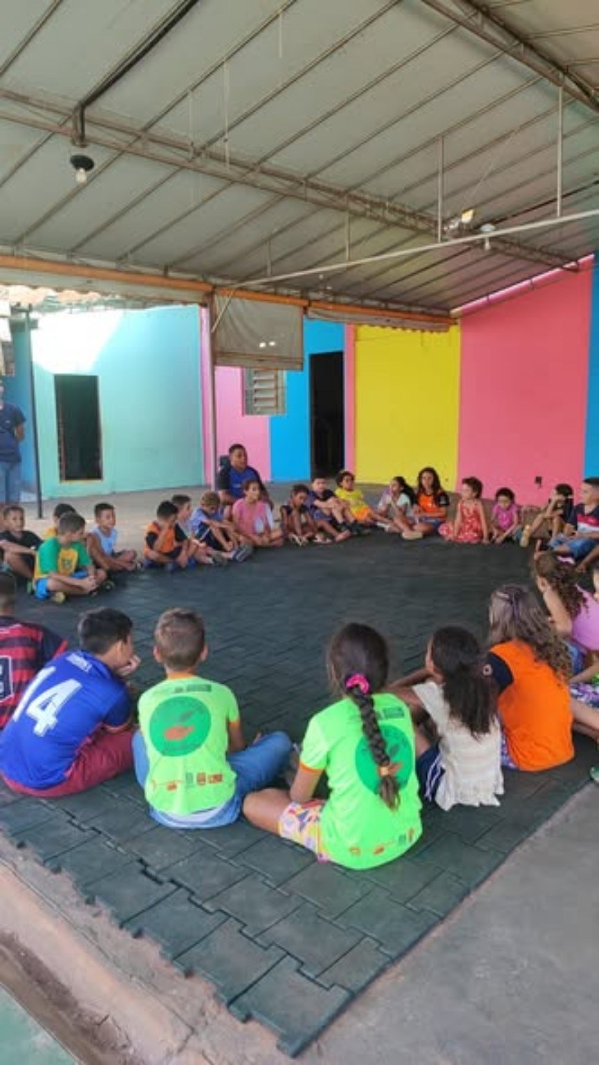 Grupo em roda de convivência